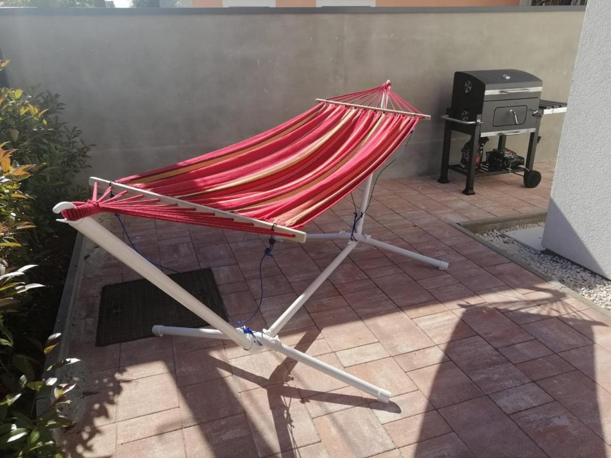 Punta Mary House With Apartment Umag Ngoại thất bức ảnh