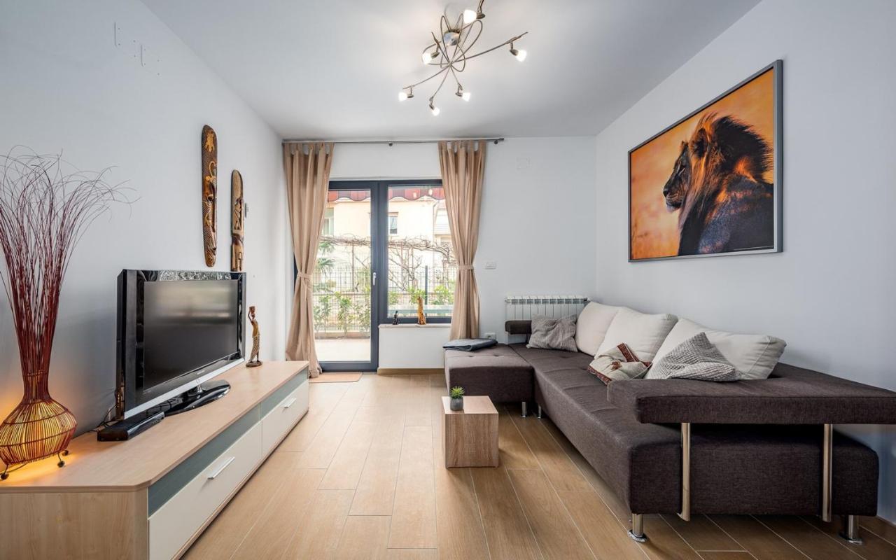 Punta Mary House With Apartment Umag Ngoại thất bức ảnh